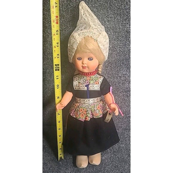 Vintage Holland Dutch Doll w/  Dress & Clogs, Eyes Open/Close 16" Made In Italy - Picture 2 of 9